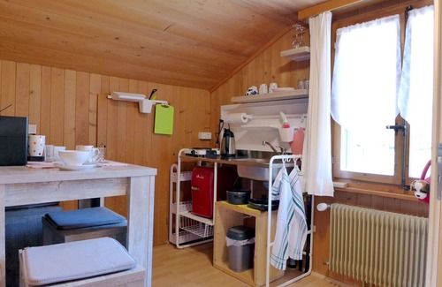 Lauterbrunnen Apartment | Lovely apartment for 3 people with WIFI, panoramic view and parking