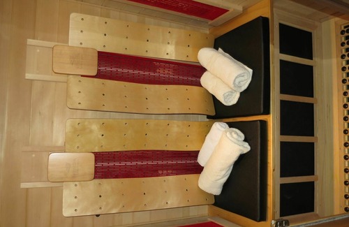 Hainzenberg Apartment | Lovely apartment for 9 guests with WIFI, TV, terrace and parking
