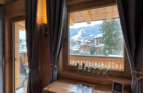Niederau Apartment | Lovely apartment for 10 people with WIFI, TV, terrace and parking