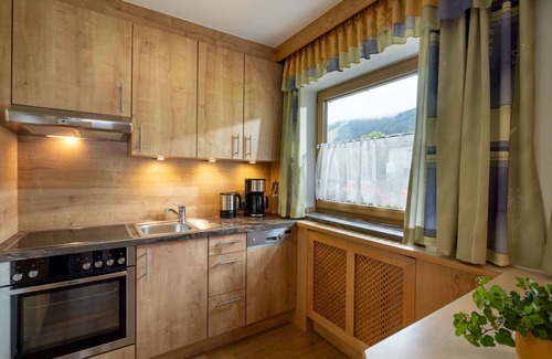 Niederau Apartment | Lovely apartment for 3 guests with WIFI, TV, balcony and parking