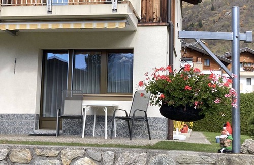 Reckingen Apartment | Lovely apartment for 2 guests with WIFI, TV and balcony
