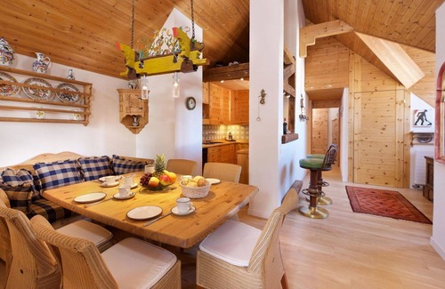 Lenzerheide Apartment | Lovely apartment for 4 people with TV and balcony