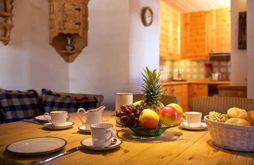 Lenzerheide Apartment | Lovely apartment for 4 people with TV and balcony