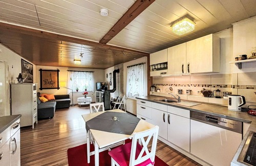 Quiddelbach Apartment | Lovely apartment for 9 people with WIFI, TV and patio