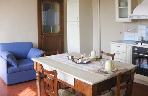 Cossombrato Apartment | Lovely apartment for 4 guests with WIFI, pool, A/C, TV, patio and pets allowed