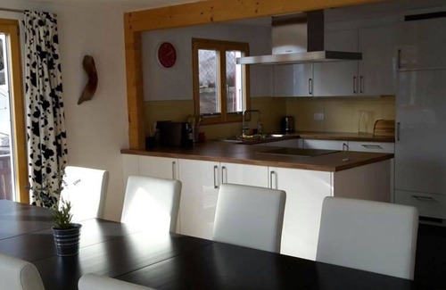 Bettmeralp Apartment | Lovely apartment for 10 guests with WIFI and balcony