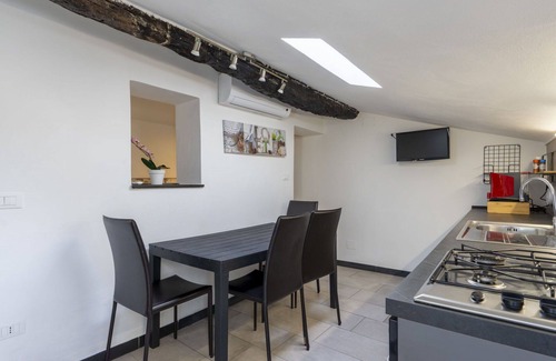 Castellaro Apartment | Lovely apartment for 4 guests with A/C, WIFI, TV, terrace, pets allowed and panoramic view
