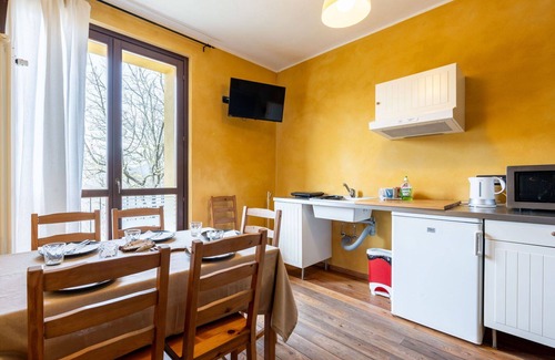 Cortemilia Apartment | Lovely apartment for 6 people with pool, WIFI, TV, terrace and pets allowed