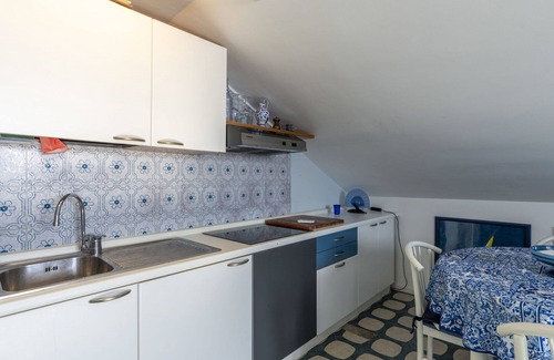 Laigueglia Apartment | Lovely apartment for 3 guests with A/C, WIFI and parking