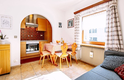 Canazei Apartment | Lovely apartment for 2 people with TV and pets allowed