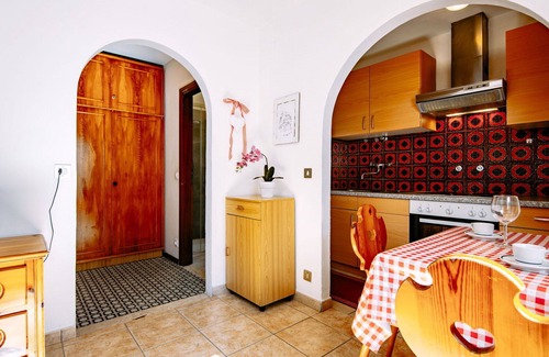 Canazei Apartment | Lovely apartment for 2 people with TV and pets allowed