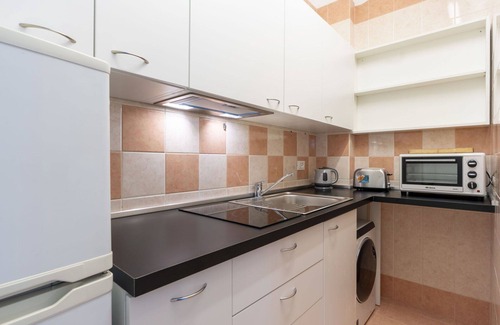 Sanremo Apartment | Lovely apartment for 2 people with WIFI, pool, A/C and balcony
