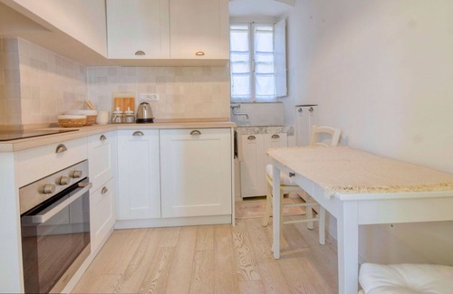 Sori Apartment | Lovely apartment for 2 people with A/C, WIFI, TV, balcony and panoramic view, close to Portofino