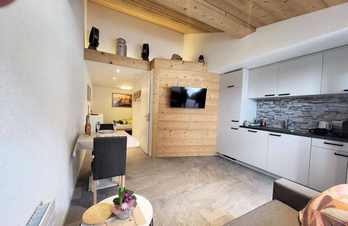 Beatenberg Apartment | Lovely apartment for 3 guests with WIFI and TV