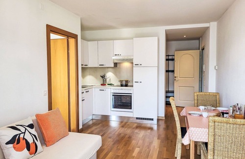 Brissago Apartment | Lovely apartment for 3 guests with WIFI, TV, terrace, panoramic view and parking