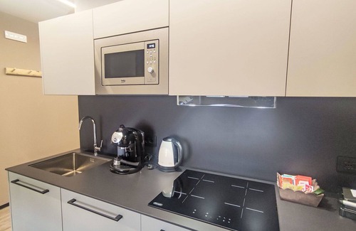 Arco Apartment | Lovely apartment for 3 people with A/C, WIFI, TV, patio and parking