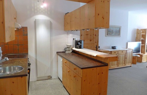 Celerina-Schlarigna Apartment | Lovely apartment for 4 guests with WIFI, TV, balcony and pets allowed