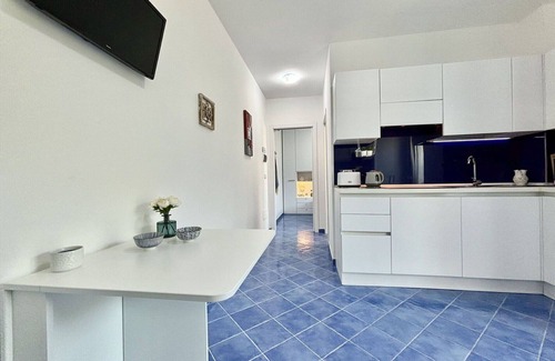 Termoli Apartment | Lovely apartment for 4 people with A/C, WIFI, TV and balcony
