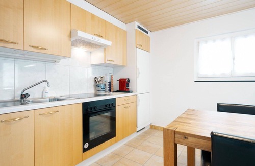 Amden Apartment | Lovely apartment for 4 people with WIFI, TV, balcony, pets allowed and parking