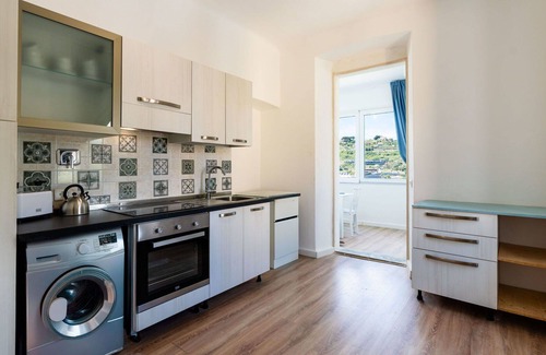 Bussana Apartment | Lovely apartment for 5 people with A/C, WIFI, pets allowed and parking