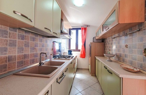 Paceco Apartment | Lovely apartment for 6 people with WIFI, A/C, TV, terrace and parking