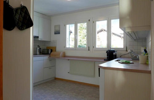 Brienz Apartment | Lovely apartment for 7 people with WIFI, TV, terrace, panoramic view and parking