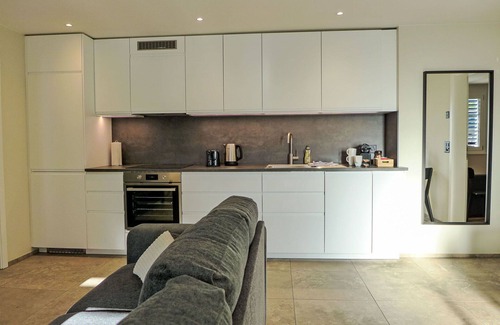Krattigen Apartment | Lovely apartment for 3 guests with WIFI, TV, terrace, panoramic view and parking