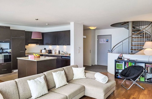 Magadino Apartment | Lovely apartment for 5 guests with pool, WIFI, TV, terrace and parking