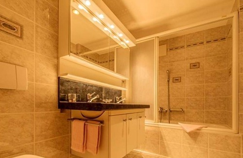 Saas-Fee Apartment | Lovely apartment for 6 guests with WIFI, TV and balcony