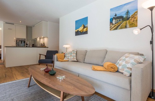 Saas Grund Apartment | Lovely apartment for 5 people with WIFI, TV, balcony and pets allowed