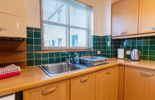 South Galson Apartment | Lovely apartment for 4 people with TV, terrace and parking