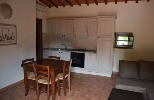 Casalappi Other | Lovely apartment for 6 guests with A/C, pool, TV, patio, panoramic view and parking