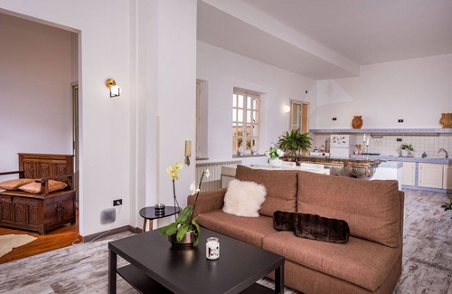 Terrasini Apartment | Lovely apartment for 4 guests with WIFI, A/C, TV, terrace and parking