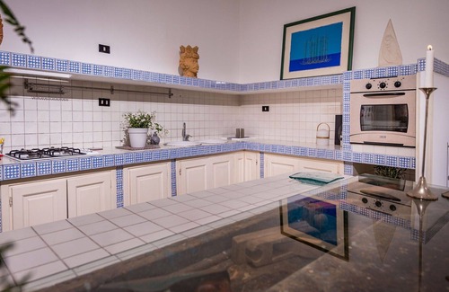 Terrasini Apartment | Lovely apartment for 4 guests with WIFI, A/C, TV, terrace and parking