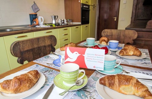 Pallanza Apartment | Lovely apartment for 5 people with WIFI, TV and balcony