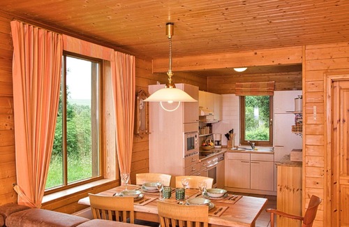 Oberharz am Brocken House | Lovely apartment in villa for 4 guests with WIFI, TV, terrace, pets allowed and parking