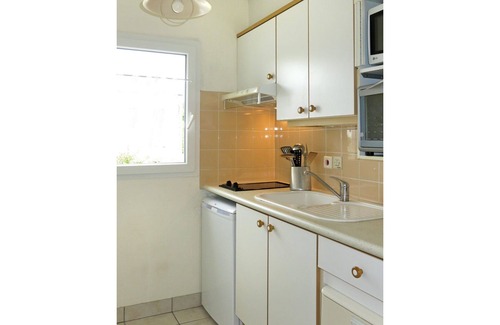 Penestin House | Lovely apartment in villa for 4 people with WIFI, pool, TV, terrace, pets allowed and parking