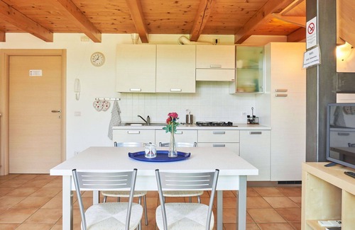 Dongo House | Lovely apartment in villa for 4 guests with A/C, WIFI, TV, patio and pets allowed