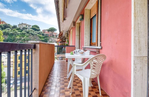 Recco Apartment | Lovely apartment in Recco with WiFi