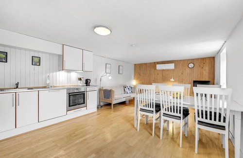 Skjern Apartment | Lovely apartment in Skjern with WiFi