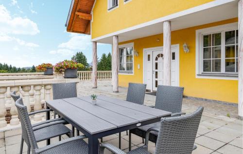 Rassach Apartment | Lovely Apartment In Stainz With Wifi