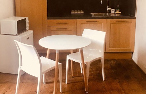Centre Ville Apartment | Lovely Apartment in the Historic Center of Pau