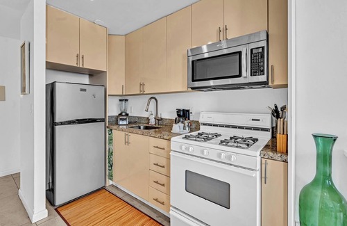 Flamingo/Lummus Apartment | Lovely apartment in the heart of South Beach