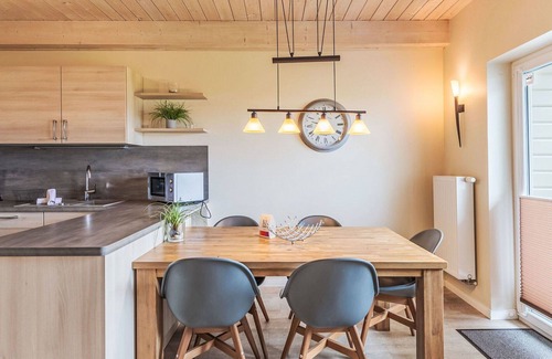 Dagebuell House | Lovely apartment in villa for 5 people with WIFI, TV, terrace and parking