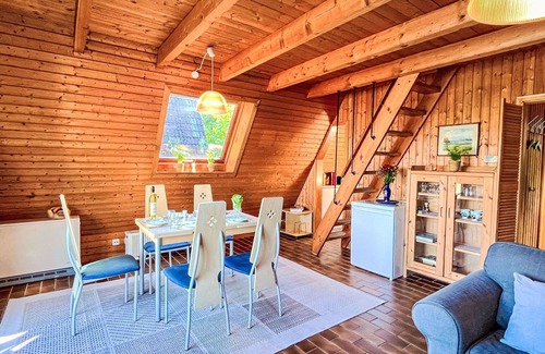 Wilhelmsdorf House | Lovely apartment in villa with WIFI, TV, patio, pets allowed, panoramic view and parking
