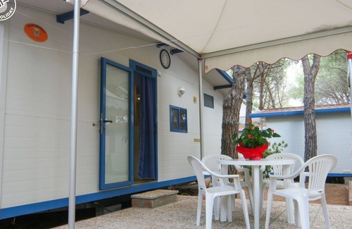 Aglientu House | Lovely apartment in villa for 4 people with WIFI, A/C, pool, TV, patio, pets allowed and parking