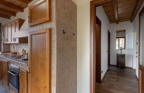 Scansano House | Lovely apartment in villa for 4 people with WIFI, terrace, pets allowed and panoramic view