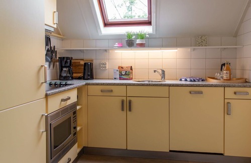 Municipality of Dalfsen House | Lovely apartment in villa for 6 guests with WIFI, pool, TV and terrace
