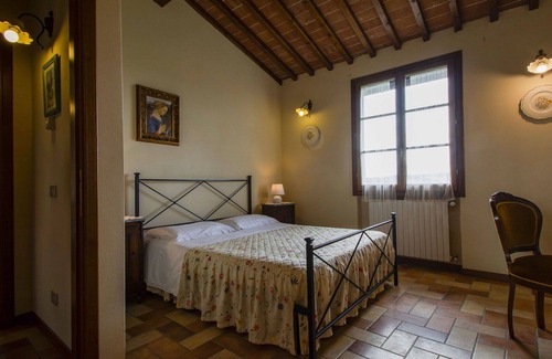 Stabbia Apartment | Lovely apartment with A/C, pool, WIFI, TV, patio, pets allowed, panoramic view and parking
