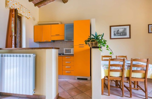 San Baronto Apartment | Lovely apartment for 2 people with pool, WIFI, TV, terrace, pets allowed, panoramic view and par.